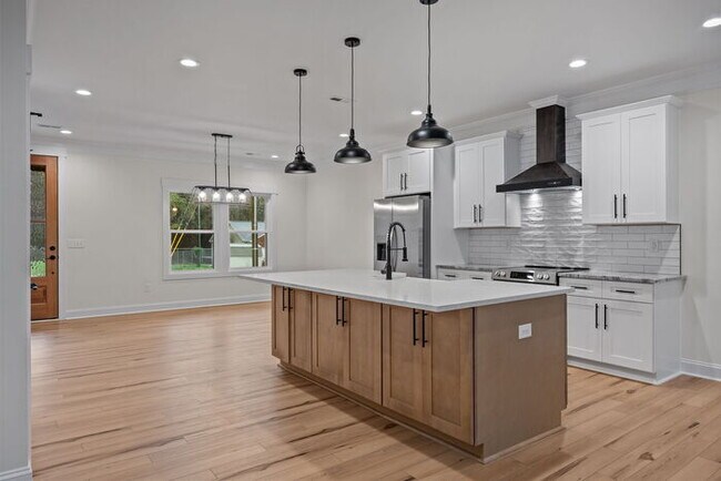 Building Photo - Salisbury New Construction 3 bedroom 2.5 baths