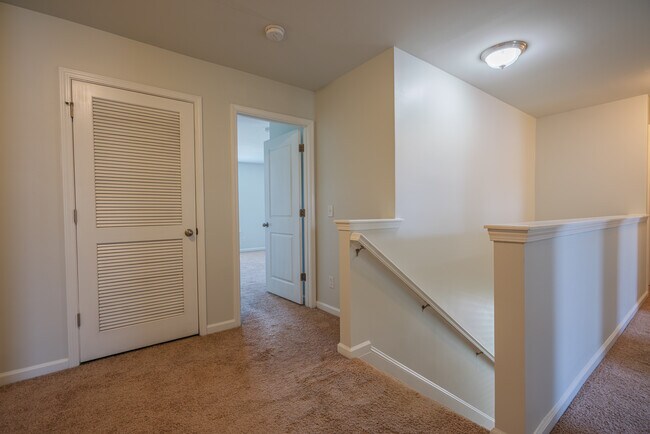 Building Photo - 135 Davila St