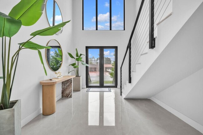 Building Photo - 2951 NW 13th St