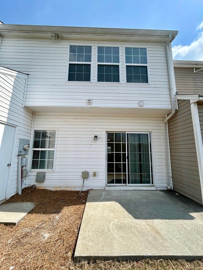 Building Photo - 1042 Prestwyck Ct