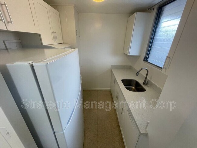 Building Photo - 1019 Pawa?a Ln