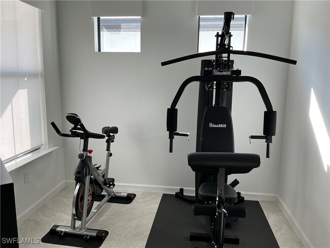 Building Photo - 24840 Marina Del Ray Dr