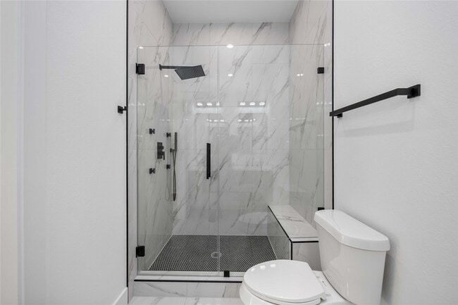 Building Photo - 4533 Larkspur St