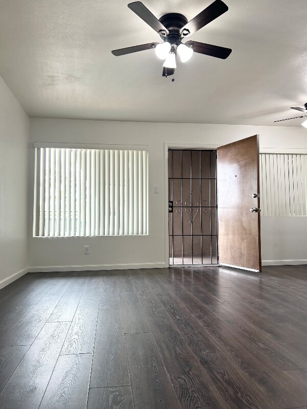 Building Photo - 4735 W Broadway