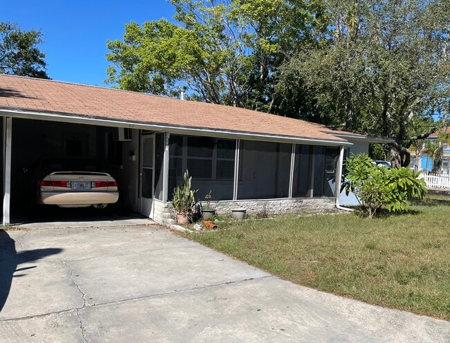 Front - 1504 N Osceola Ave