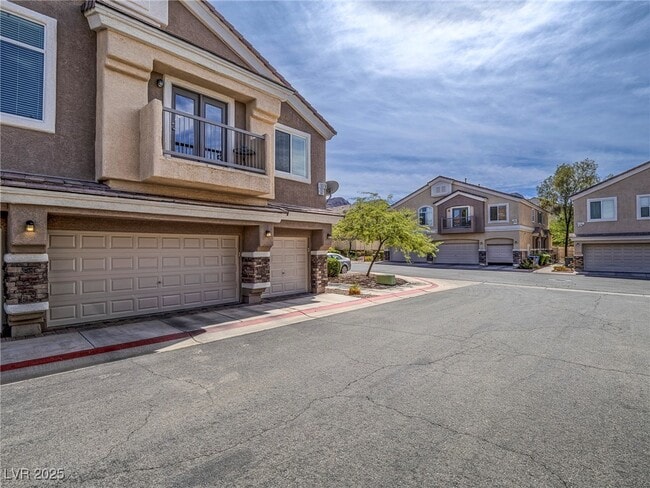 Building Photo - 1070 Thrill Ct