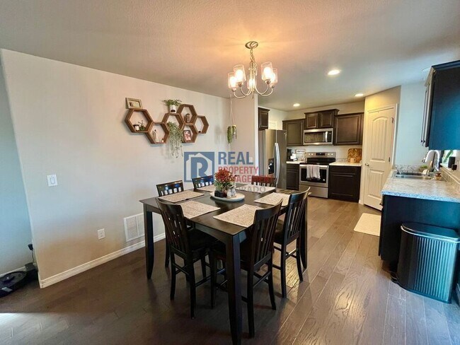 Building Photo - 10982 Rowley Dr