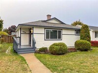 Building Photo - Beautiful Single Family Home on Spokanes N...