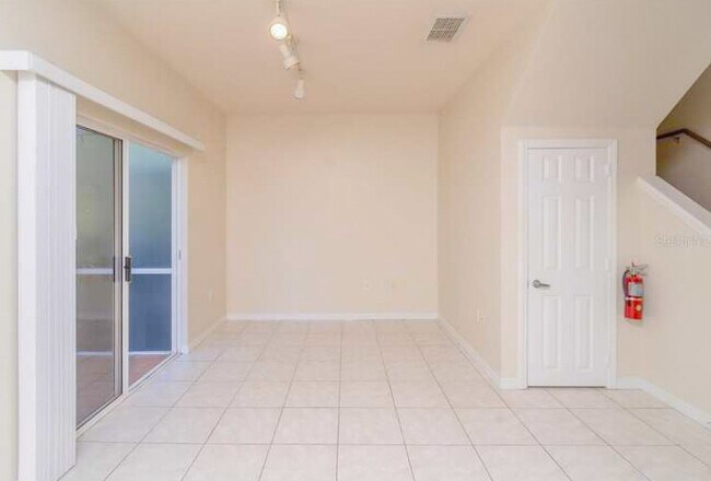 Building Photo - 7560 Plantation Cir