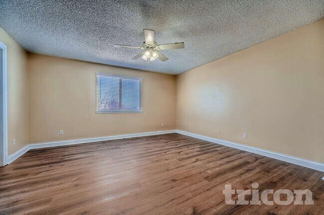 Building Photo - 19714 E Harvard Dr