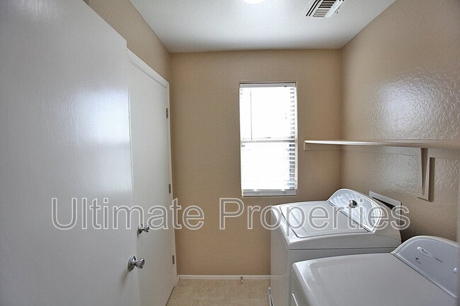 Building Photo - 17010 N 184th Ln