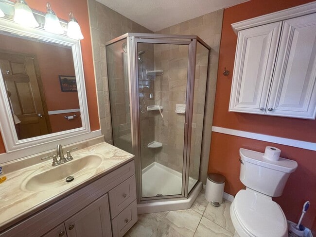 Building Photo - 12 Water St