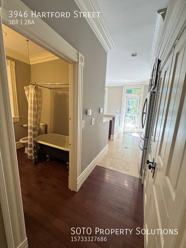 Building Photo - 3946 Hartford St