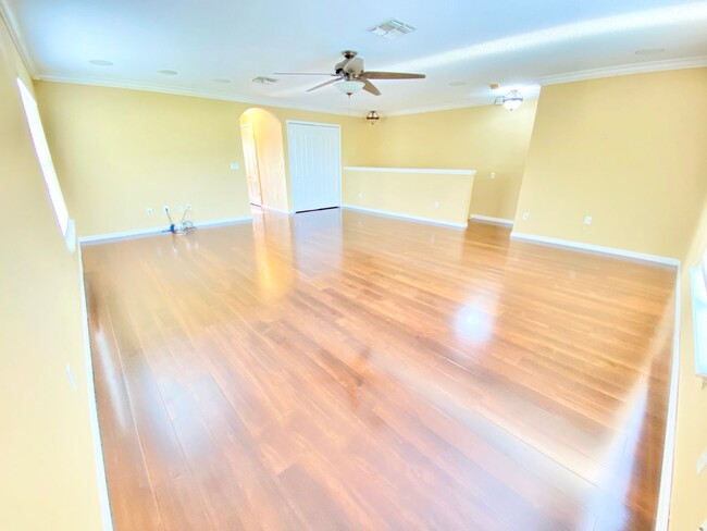 Building Photo - SPACIOUS HOME IN KISSIMMEE, FLORIDA!