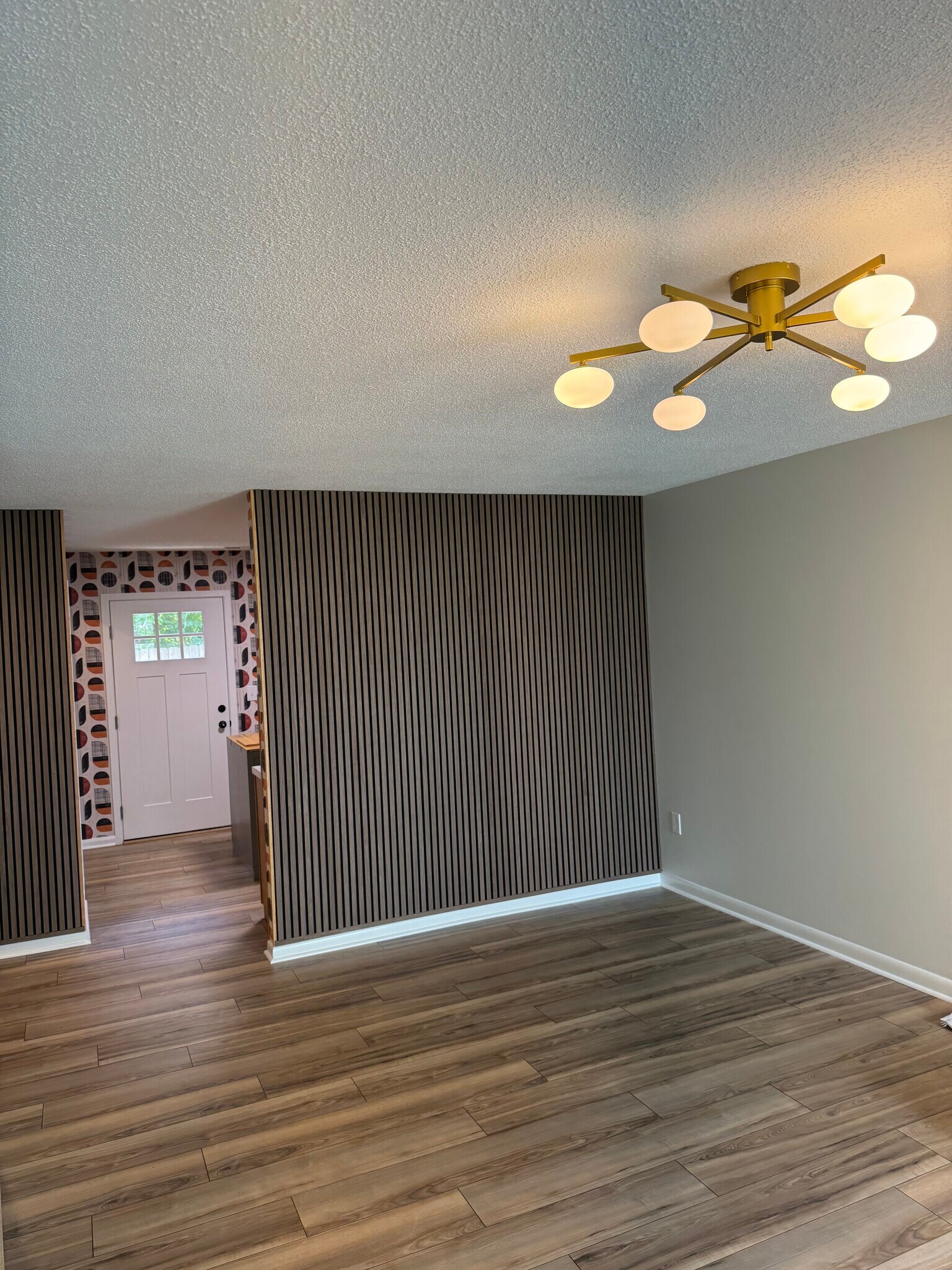 Building Photo - 24 Scottsdale Dr