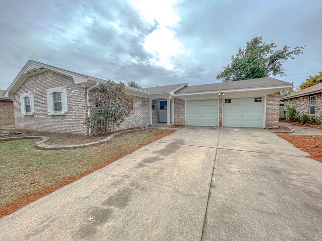 Primary Photo - Great House 3 Bed - 2 Bath in Bethany - La...