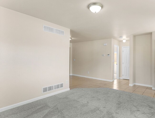 Building Photo - Newly remodeled single family home offering application fees waived as well as $200 off First Mon...