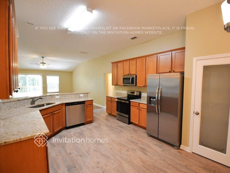 Building Photo - 3023 Bright Eagle Dr