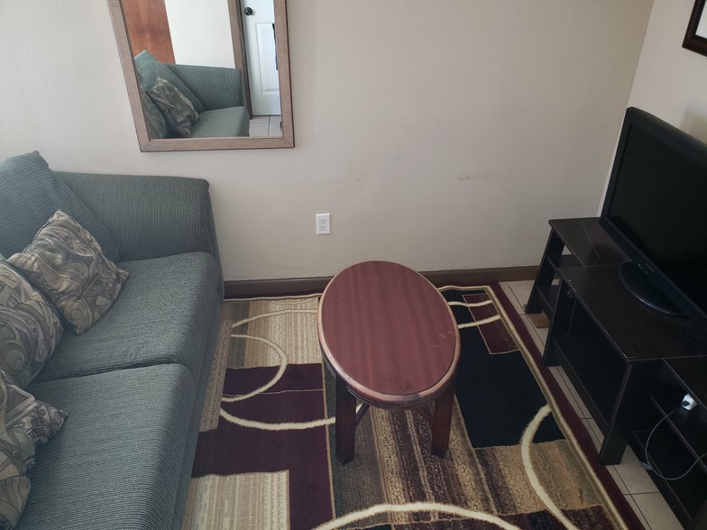 living Area - 12877 Glenoaks Blvd