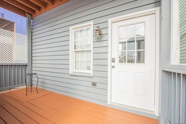 Building Photo - Newly Renovated 4 Bedroom | 4 Bath With Private Parking | Upper and Lower Covered Porches!