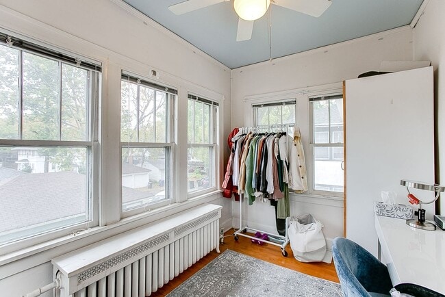 Building Photo - 2011 Portland Ave