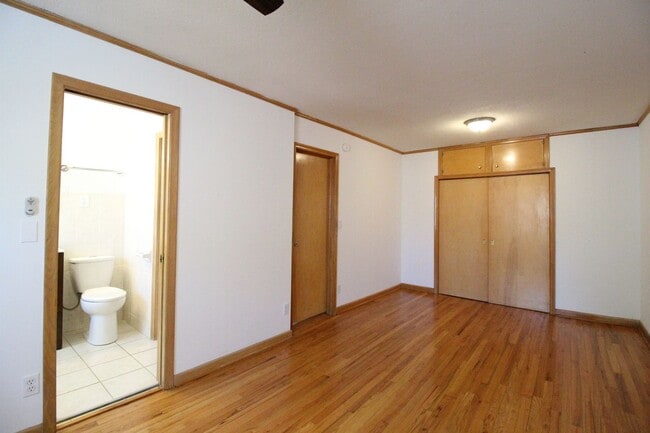 Building Photo - 1+ Bedroom 1 Bath Apartment in Midtown