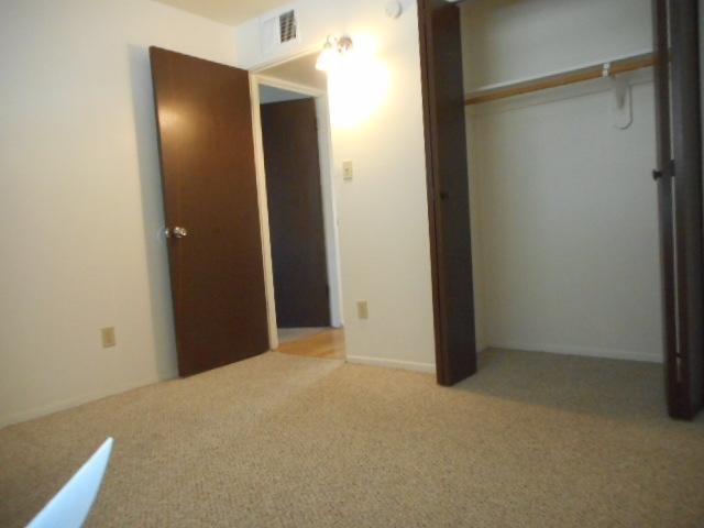 Building Photo - 2333 E Glenn St