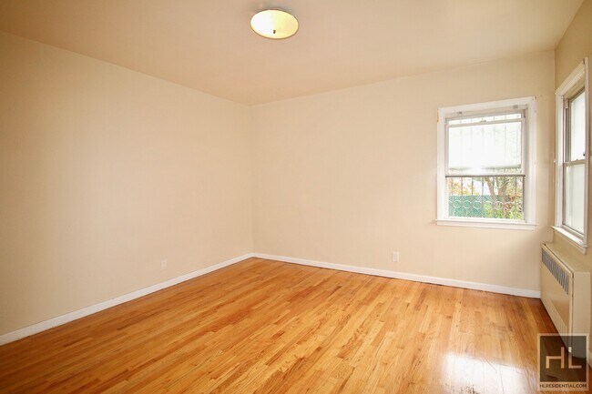 Building Photo - 219 STREET