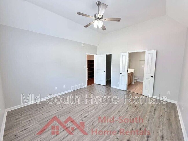 Building Photo - 1568 Wynne Rd