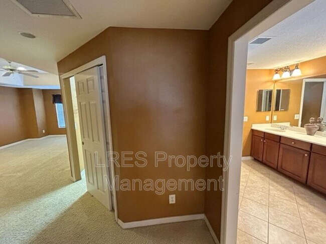 Building Photo - 314 Canyon Stone Cir