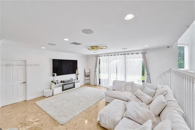 Building Photo - 1500 SW 171st Terrace