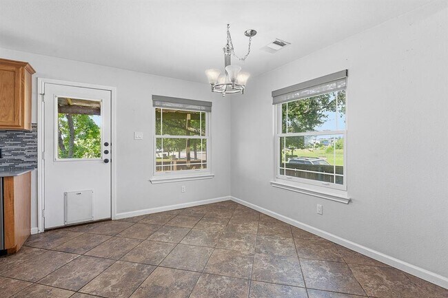 Building Photo - 1109 Traci Michelle Dr