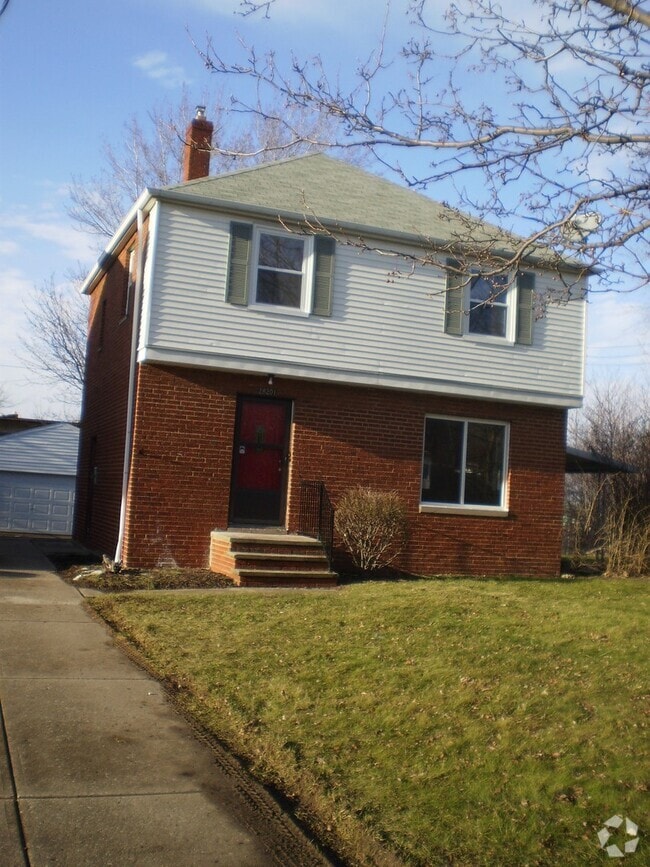 Building Photo - 28201 Coolidge Dr