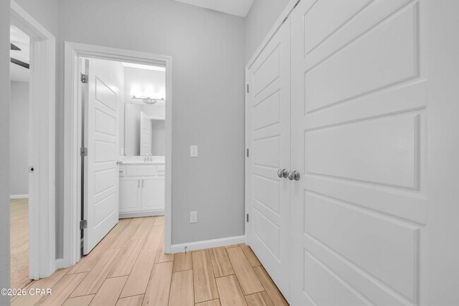 Building Photo - 125 Fernwood St