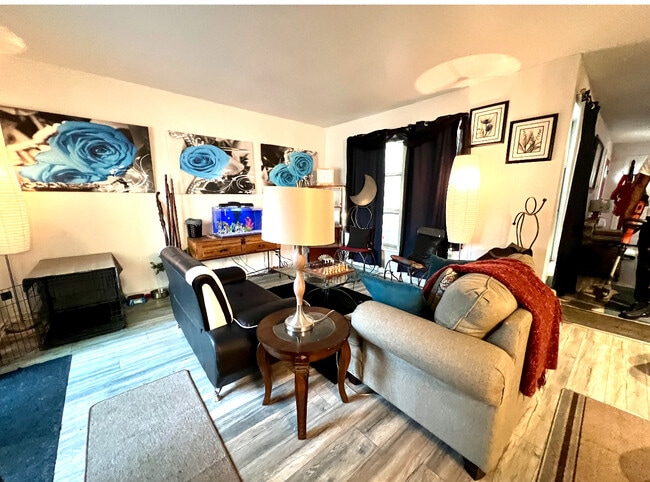 Primary Photo - 9133 Emberglow Ln