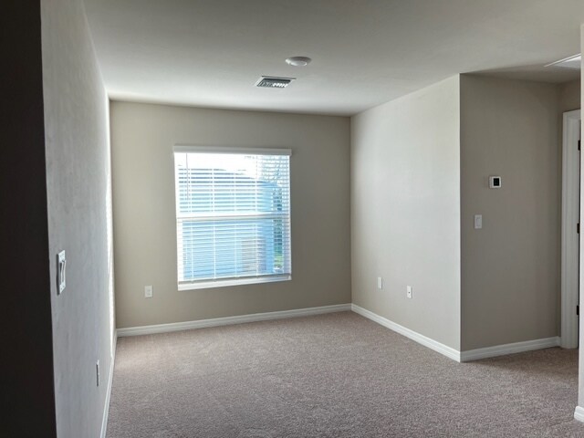Building Photo - 15253 Wildflower Cir