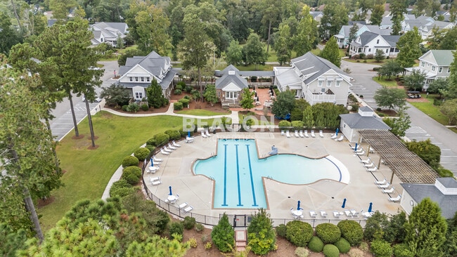 Building Photo - 661 Jenoa Dr