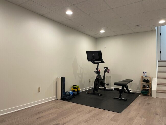 Building Photo - 2902 Tucson Trail