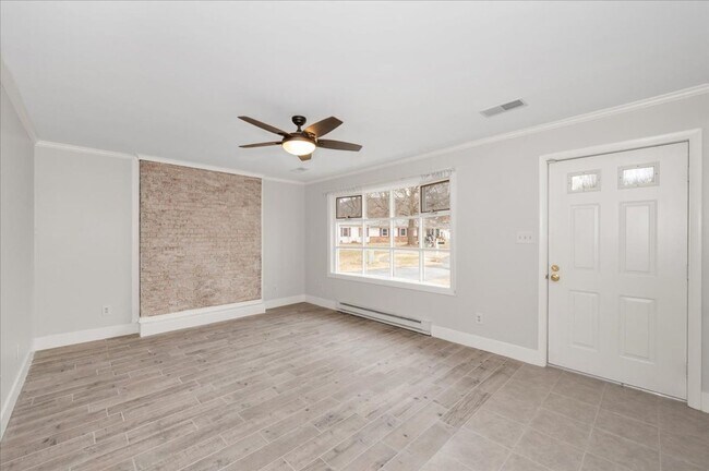 Building Photo - Single Family - Smithsburg, MD