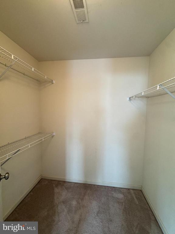 Building Photo - 15 Linden Hill Way SW