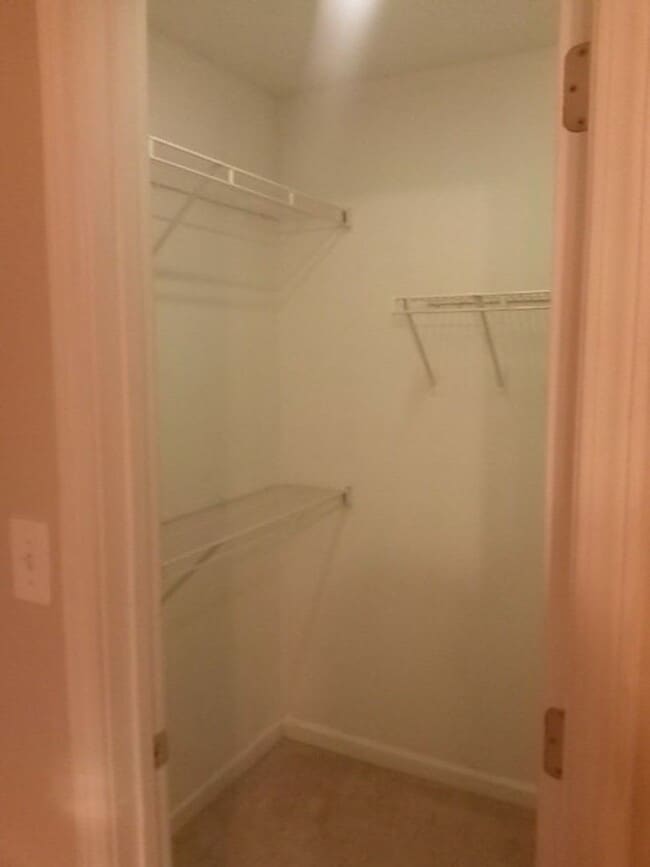 Building Photo - $1,400.00 Per Month Townhome For Rent! Move In Ready Spacious 2 Bedroom Conveniently Located!!!