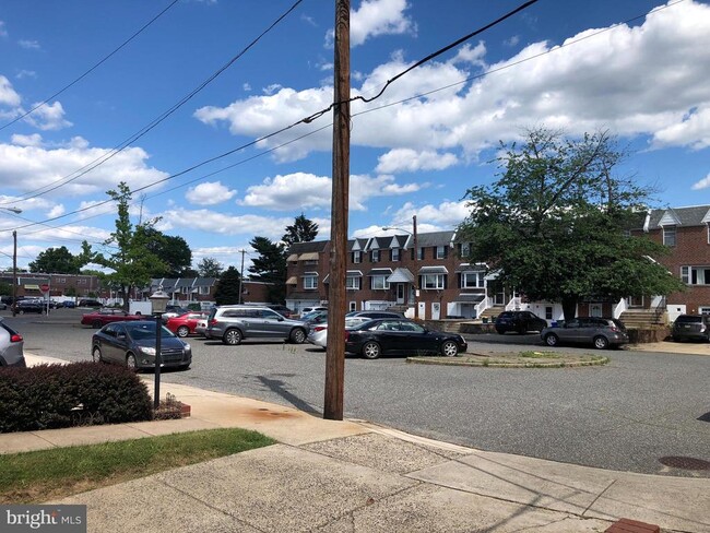 Building Photo - 3601 Nanton Pl