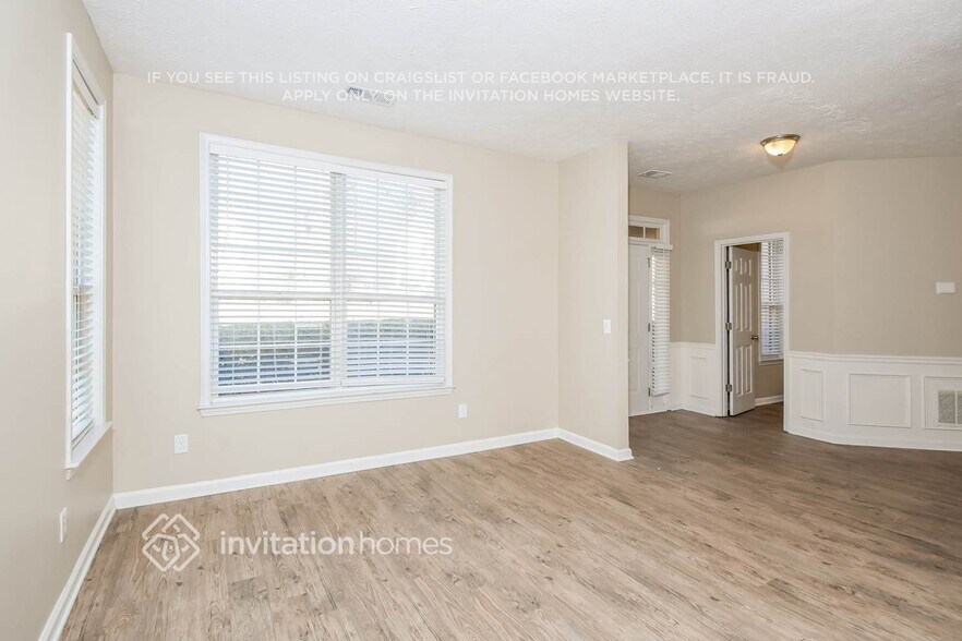 Building Photo - 2290 Grand Jct