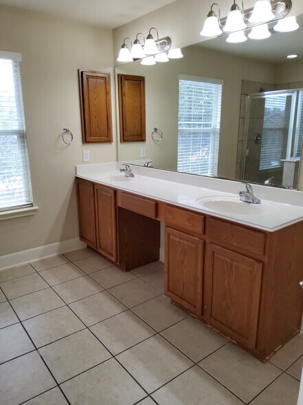 Building Photo - 21735 Thunder Basin