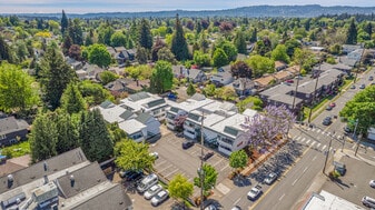 Building Photo - Burnside East