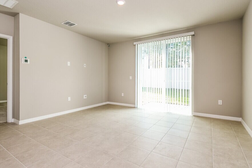 Building Photo - 857 Rivers Crossing St