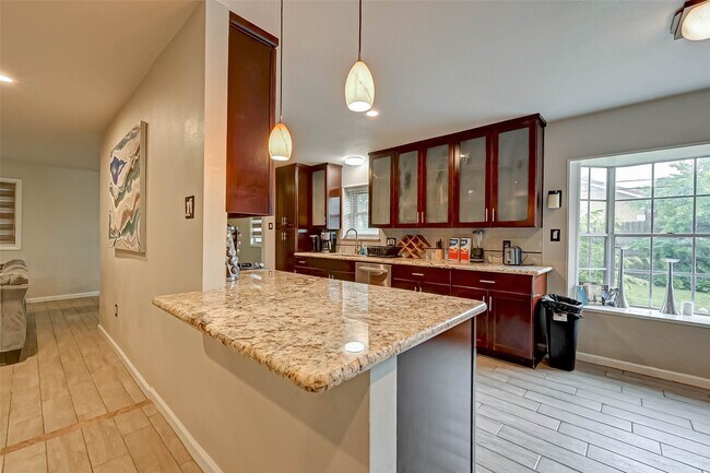 Building Photo - 6119 Reamer St