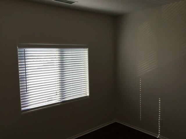 Building Photo - 5308 S 53rd Ln