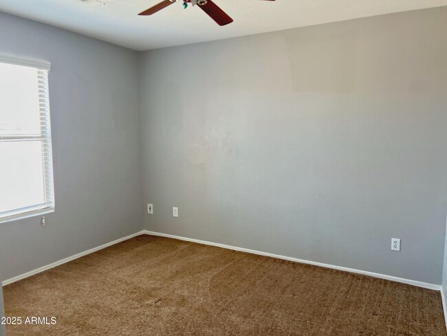 Building Photo - 2874 W Mineral Butte Dr