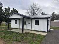 Building Photo - 330 Davis St